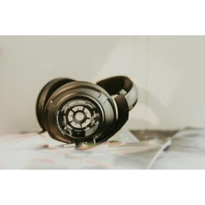 Sennheiser 820 online headphones